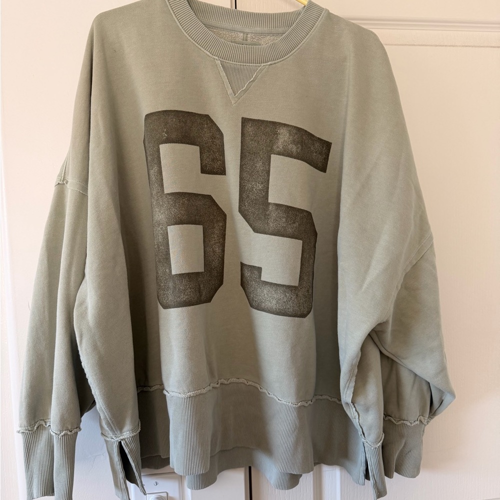 American Eagle Crewneck
